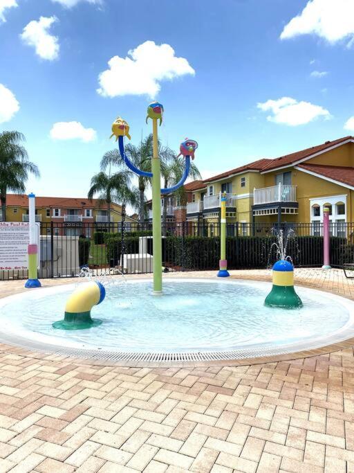 Enchanting Escape 3 Bedroom Minutes From Disney! Kissimmee Exteriér fotografie